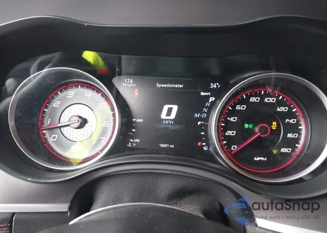 2022 Dodge Charger Scat Pack Widebody z USA, uszkodzony, nr VIN 2C3CDXGJXNH159382